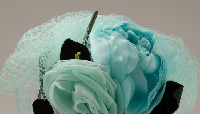 Queen Elizabeth II: Her Life in Style – London Exhibition Guide 2026